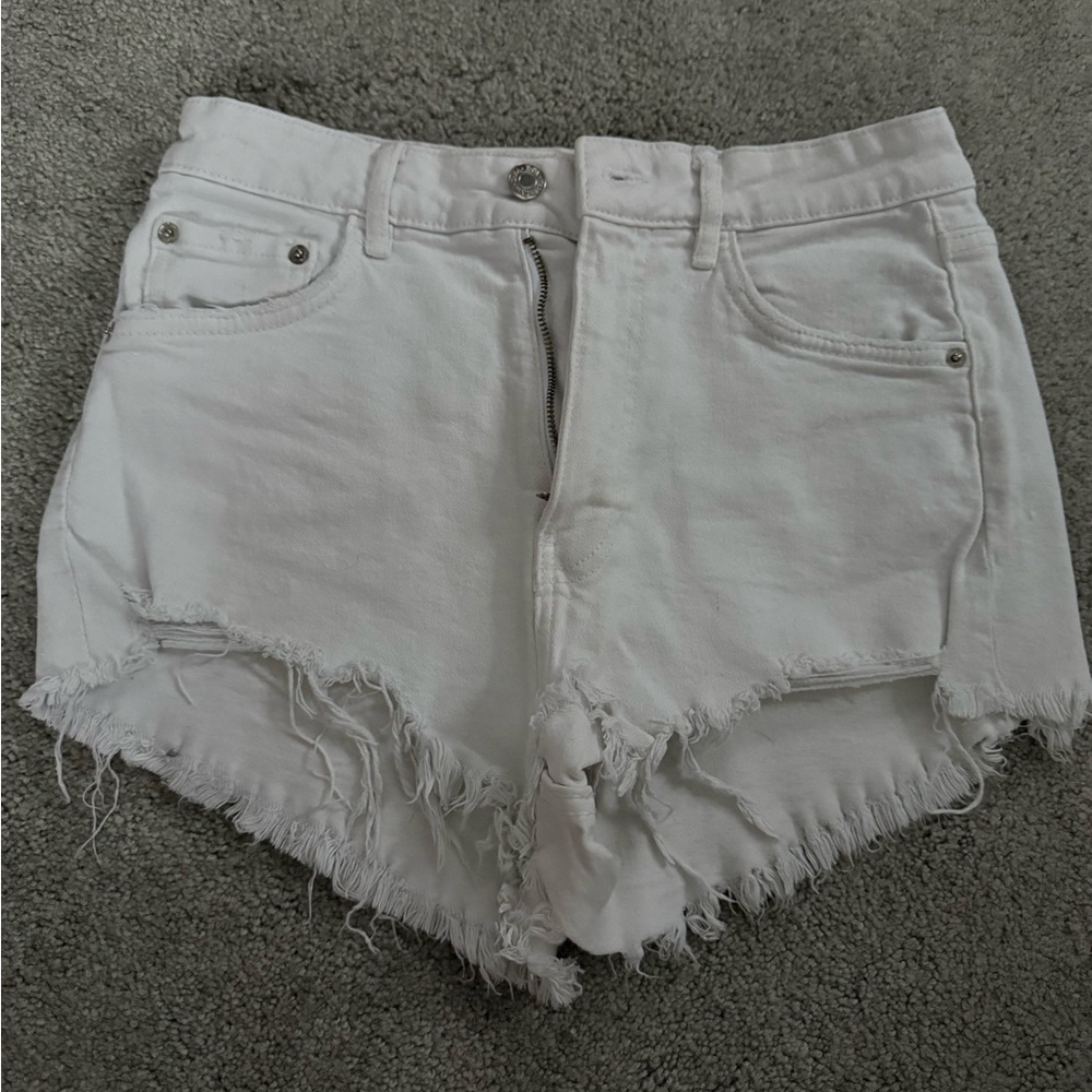 Zara White Jean Shorts with Frayed Hem